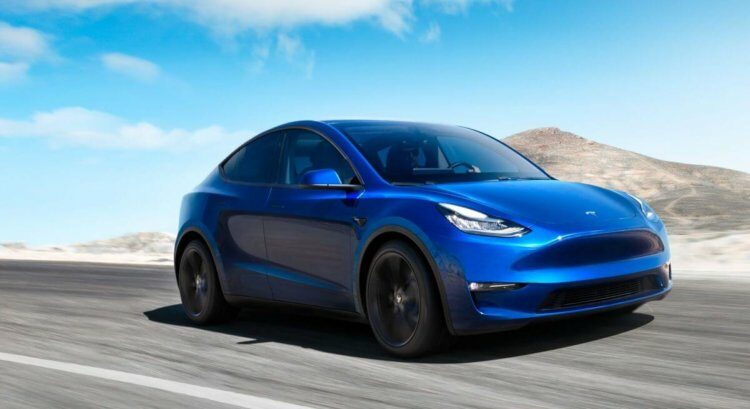 Электрический кроссовер Tesla Model Y официально представлен