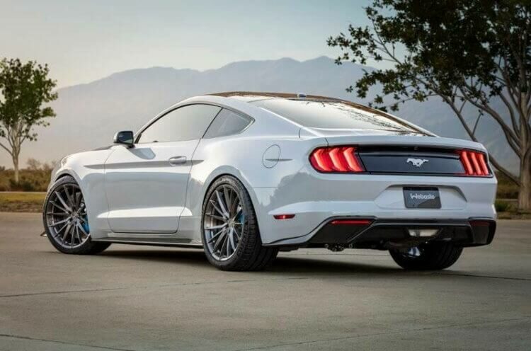 Ford Mustang Lithium. Зачем электромобилю коробка передач?